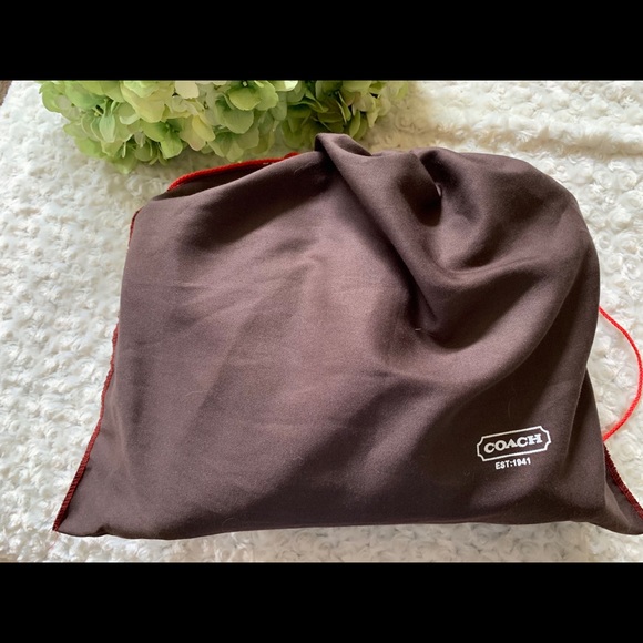 Authentic Coach Python trimmed Handbag. - Picture 7 of 7